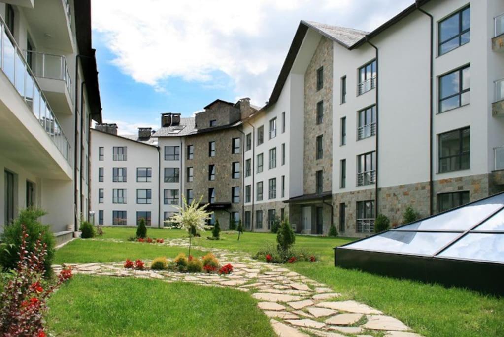 Luxury Penthouse With A Lavish Spa And 2 En-Suite Bedrooms Бансько Екстер'єр фото
