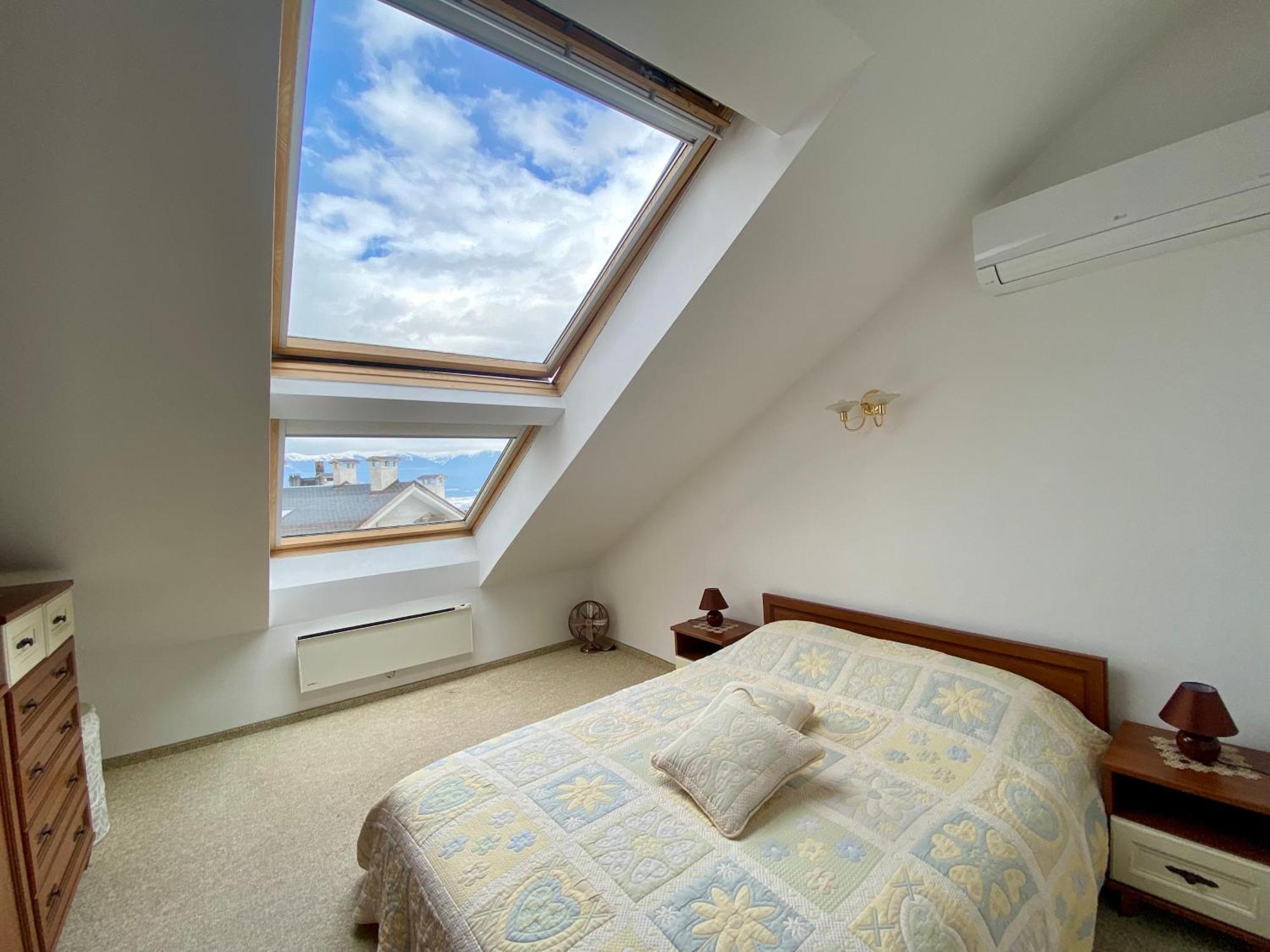 Luxury Penthouse With A Lavish Spa And 2 En-Suite Bedrooms Бансько Екстер'єр фото