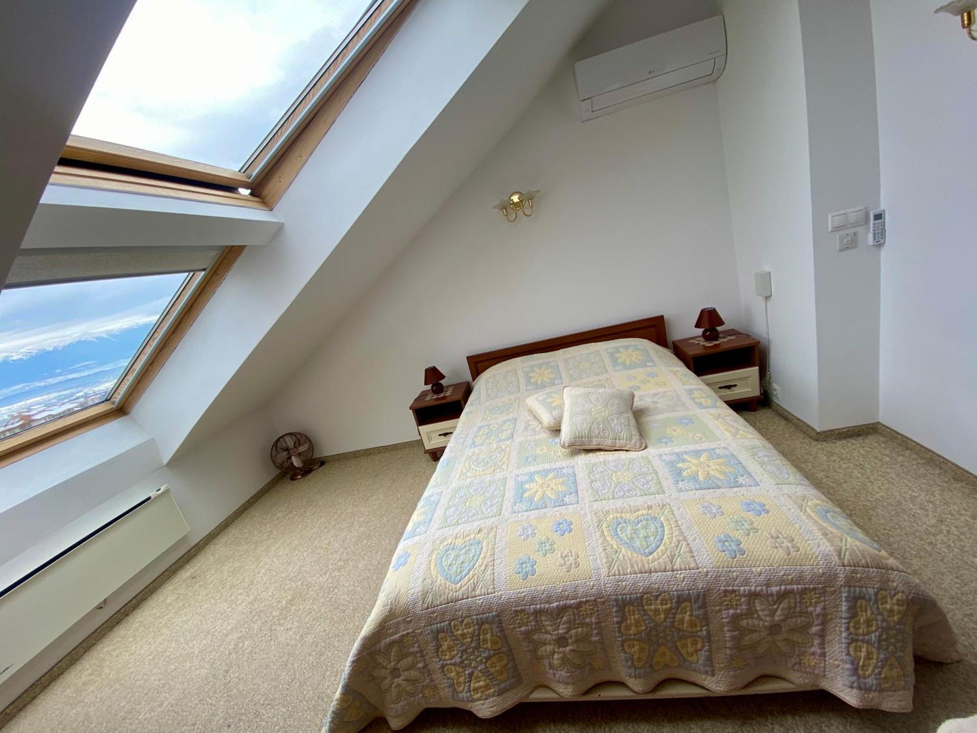Luxury Penthouse With A Lavish Spa And 2 En-Suite Bedrooms Бансько Екстер'єр фото